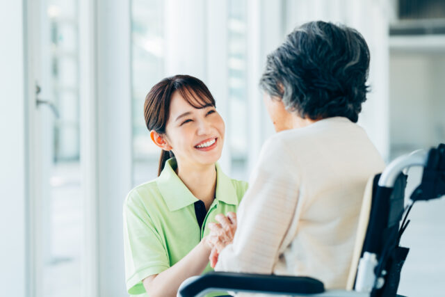 30代・異業種から「介護職への転職」は遅くない！未経験でも安心して一歩を踏み出せる理由と失敗しないコツ