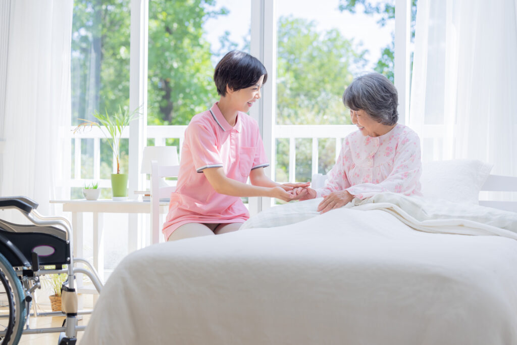 【訪問介護は本当にきつい?】一人で訪問する不安を解消!サポート体制と現場のリアルが1枚でわかる安心仕事マニュアル