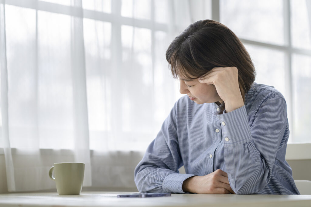【介護転職の失敗理由】同じ後悔を繰り返さない!求人票の裏側を見抜く注意点と、自分に合う職場を自分で見つける完全マッチングマニュアル